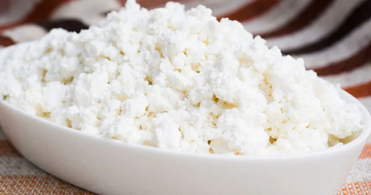 Fresh cottage cheese for high-protein recipes and nutritious meals